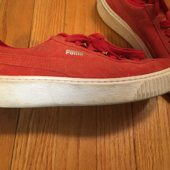 PUMA Women's mini Platform Sneaker - Picture 2 of 5